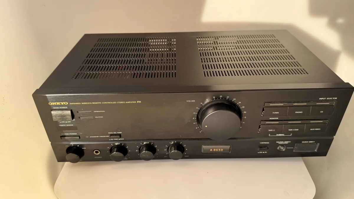 Klangwunder Onkyo 8630 Verstärker